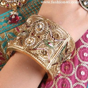 Latest fashionable gold bangles, latest fashion news, latest fashion trends, latest gold plated bangles, bangles for girls, gold plated bangles for girls, latest jewellery, bangles for eid, bangles for party, gold plated jewellery, latest bangles collection for girls, bangles collection 2014