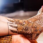 Amazing Mehndi Design on Bridal Legs
