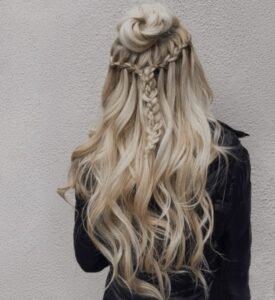 Wavy Bun Hairstyles