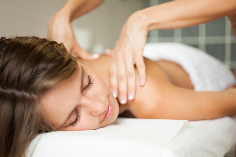 CAN MASSAGES HELP YOU LOSE WEIGHT