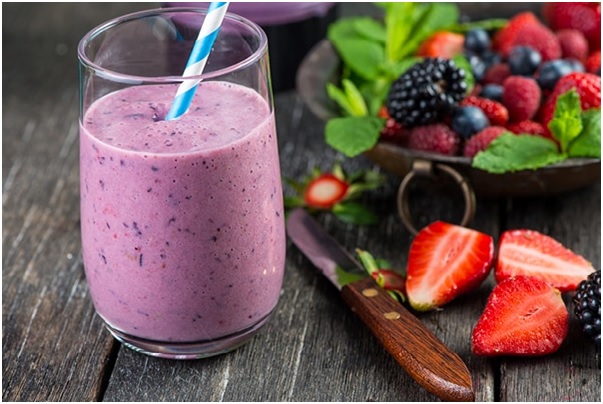 Orange and berry smoothie