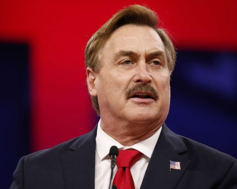 Net Worth Mike Lindell